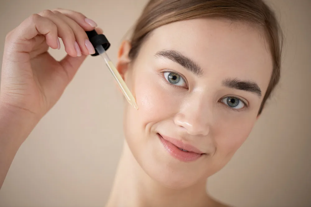 bakuchiol-serum-retinol-alternative Bakuchiol Serum 2025 – sanfte Retinol-Alternative: Medik8, The Inkey List, Paula’s Choice & Bybi
